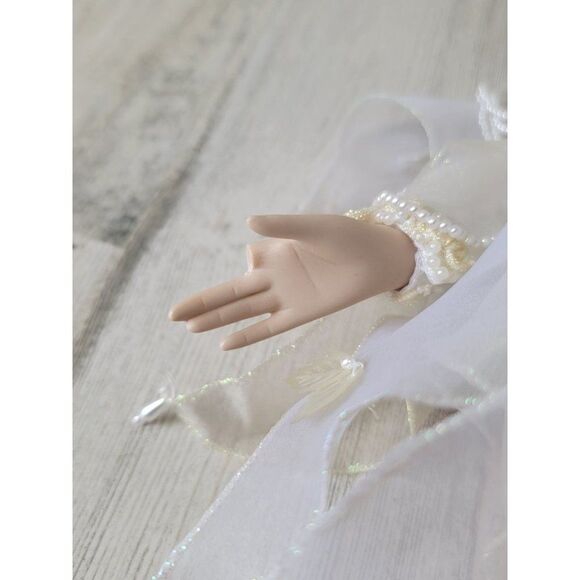 Franklin heirloom Peggy Fleming AS IS ice skater porcelain doll collectible - Picture 5 of 15